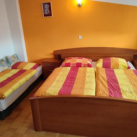 بيت ضيافة Gostilna Blegos Poljane nad Škofjo Loko