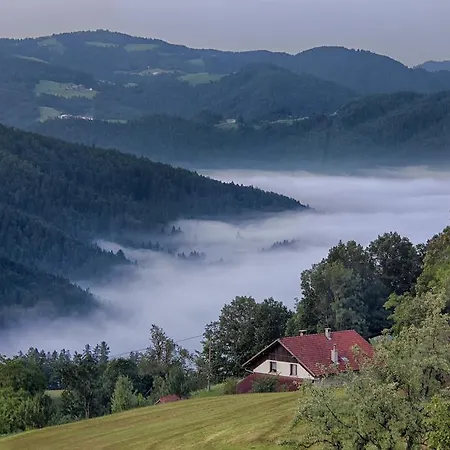 Gostilna Blegos 招待所 3*