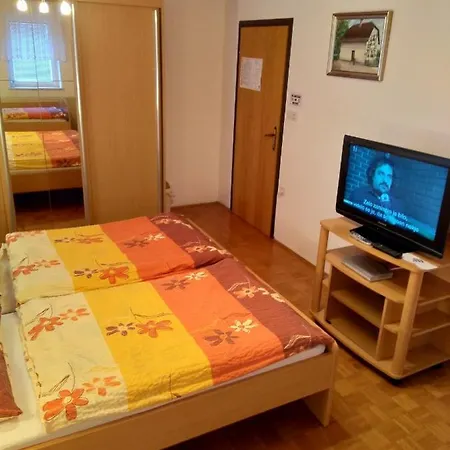 Guest house Gostilna Blegos