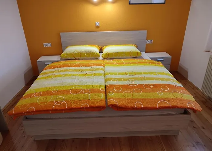 Hiša za goste Gostilna Blegos 3*