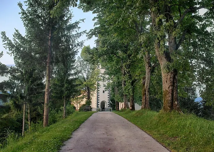 Hiša za goste Gostilna Blegos 3*