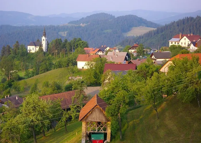 Hiša za goste Gostilna Blegos 3*